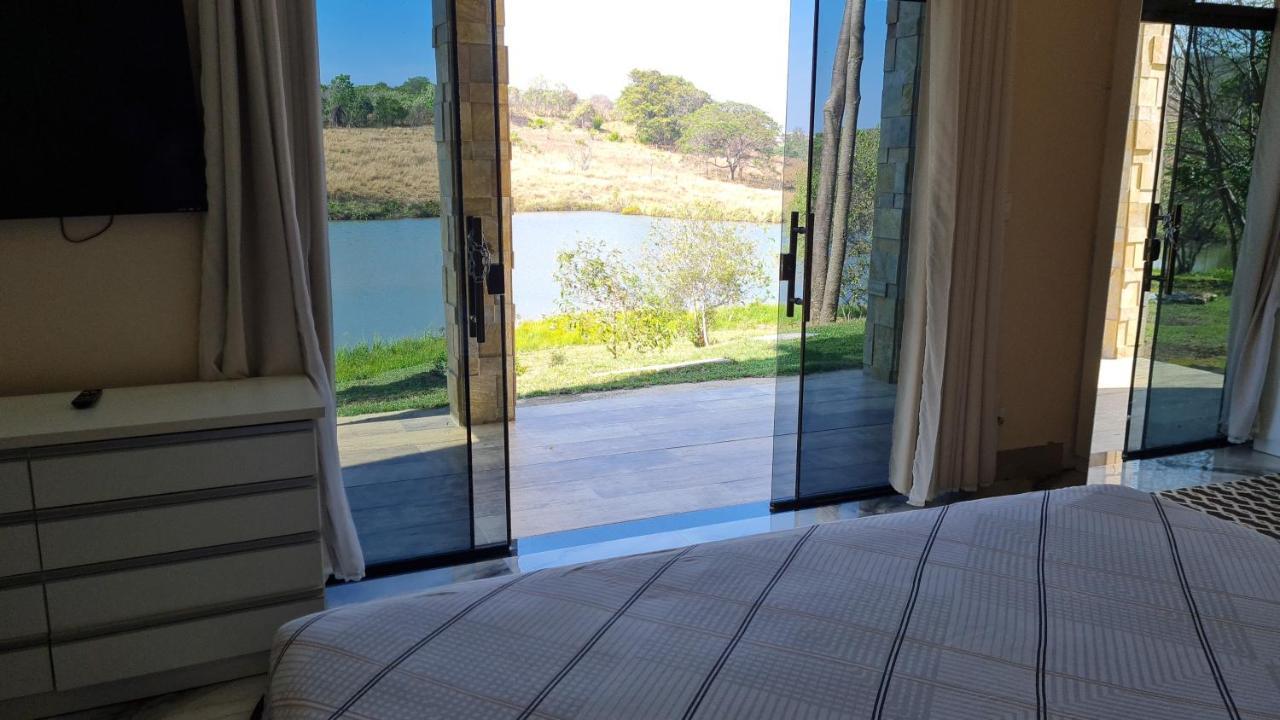 Chale Defronte Lagoa Na Serra Do Cipo Proximo A Cachoeira Grande, Cachoeira Do Pedrao E Cachoeira Veu Da Noiva Jaboticatubas Kültér fotó