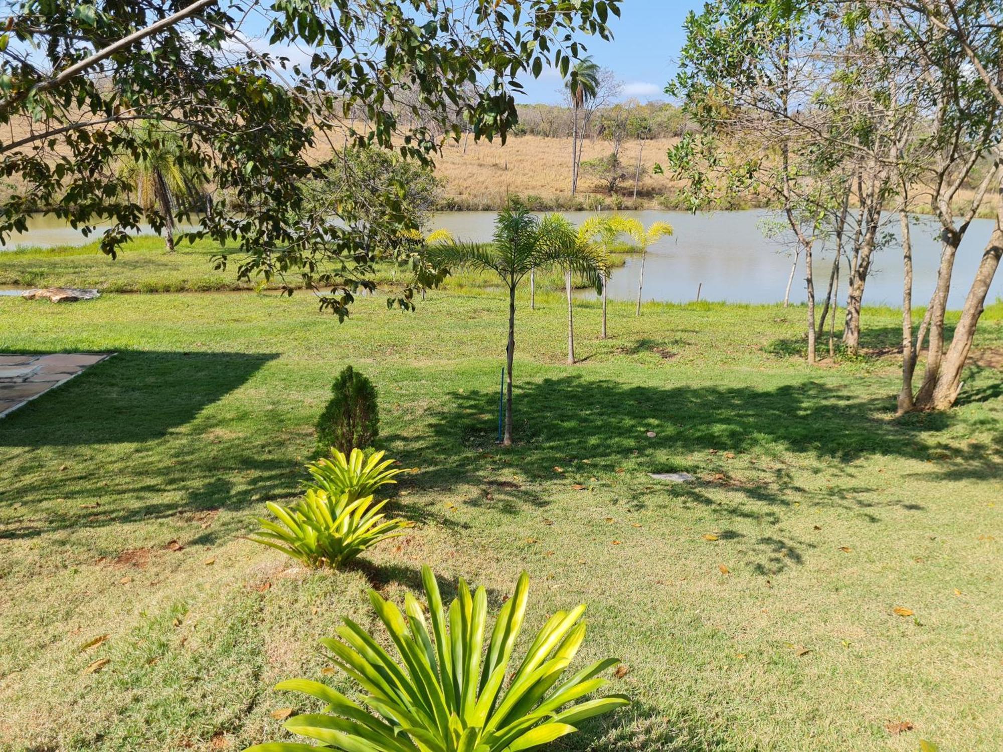 Chale Defronte Lagoa Na Serra Do Cipo Proximo A Cachoeira Grande, Cachoeira Do Pedrao E Cachoeira Veu Da Noiva Jaboticatubas Kültér fotó